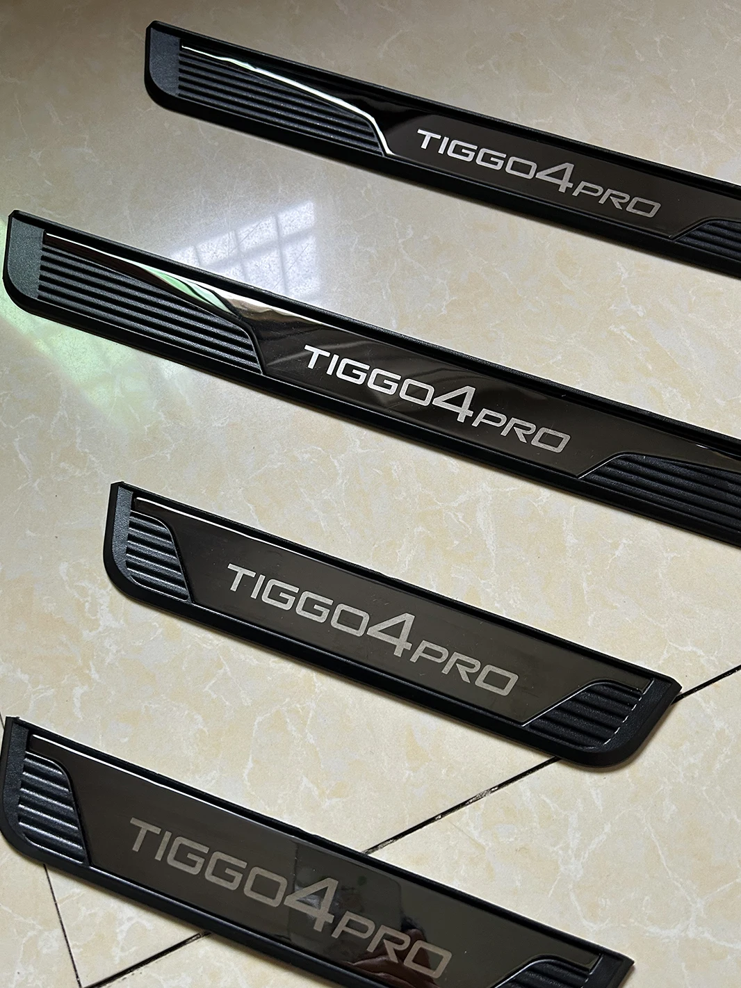 Chery Tiggo 4 Pro Stainless Steel Door Sill Scuff Plate Guards (4pcs) view 6