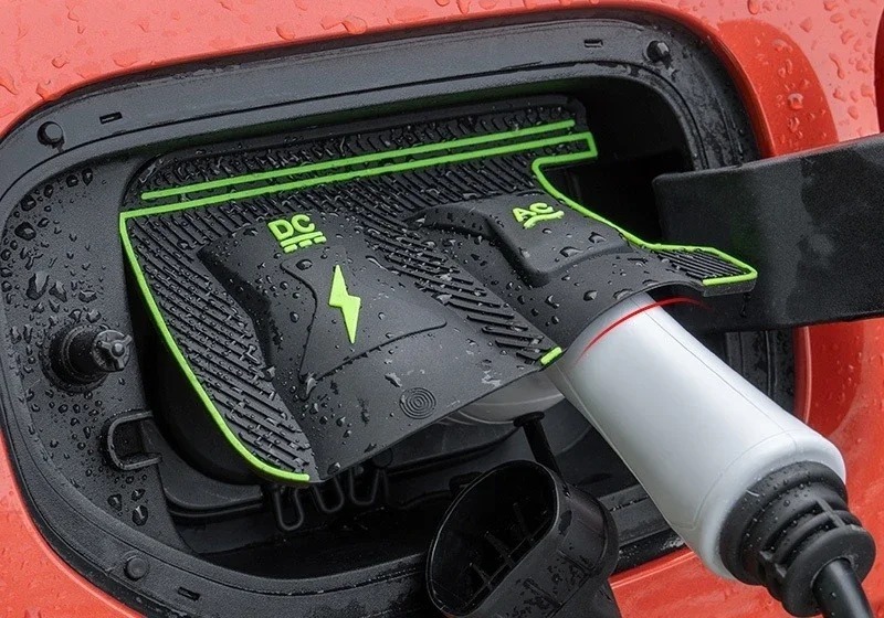 BYD Sealion 5 DM-i Charging Port Rain Cover view 2