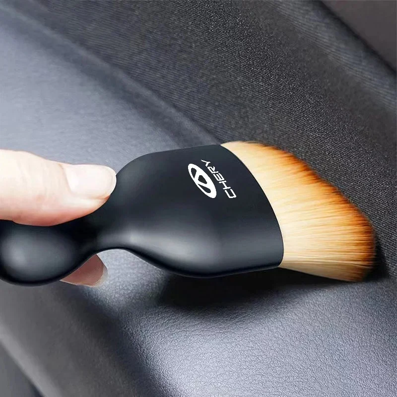 Chery Car Cleaning Brush & Cloth Set view 5