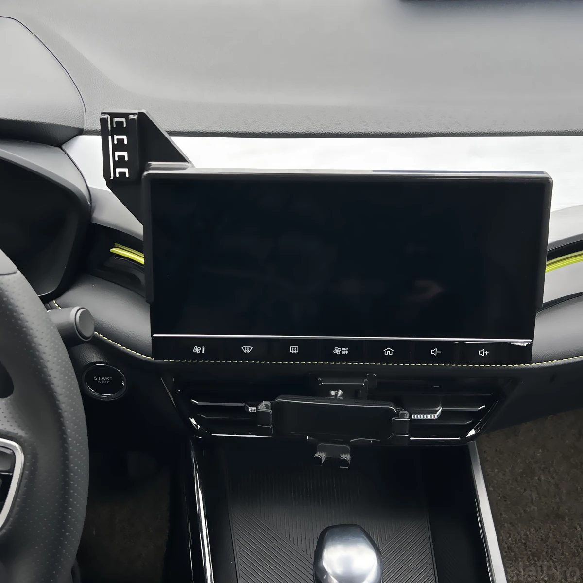 MG5 Magnetic Wireless Charging Phone Mount (2022-2024) view 2