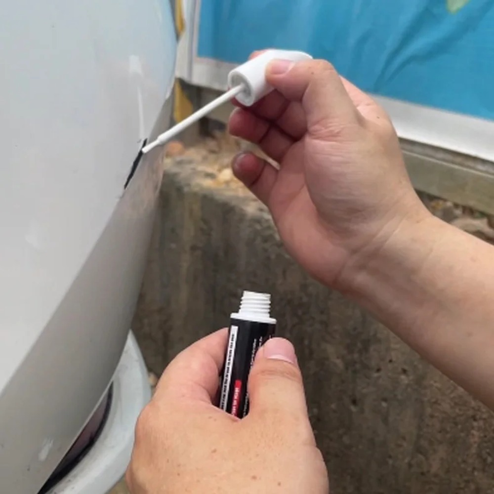 Leapmotor C10 Touch-Up Paint Pen view 2
