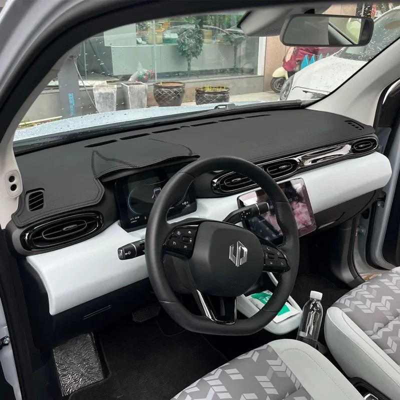 Leapmotor T03 Dashboard Sun Cover view 2