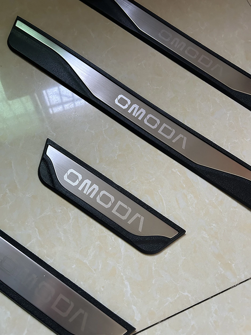 Stainless Steel Door Sill Scuff Plates for Omoda E5