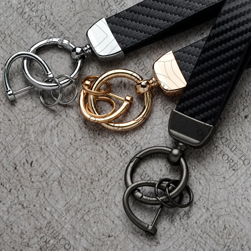 Omoda Carbon Fibre Keychain with 360° Buckle view 5