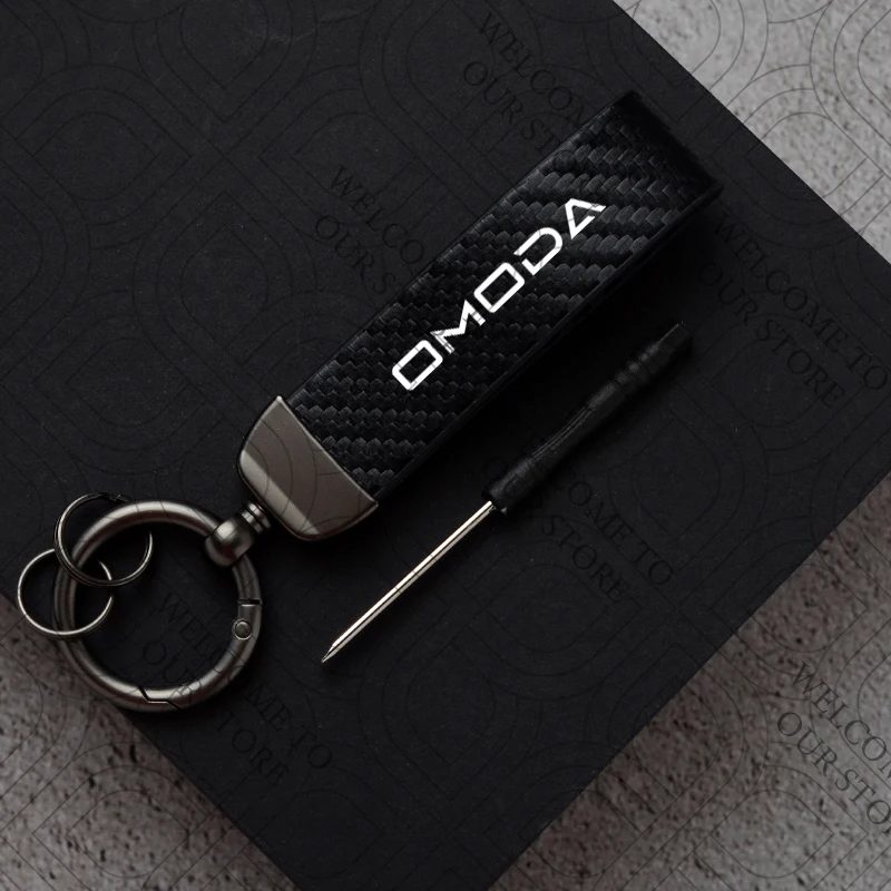 Omoda Carbon Fibre Keychain with 360° Buckle view 3